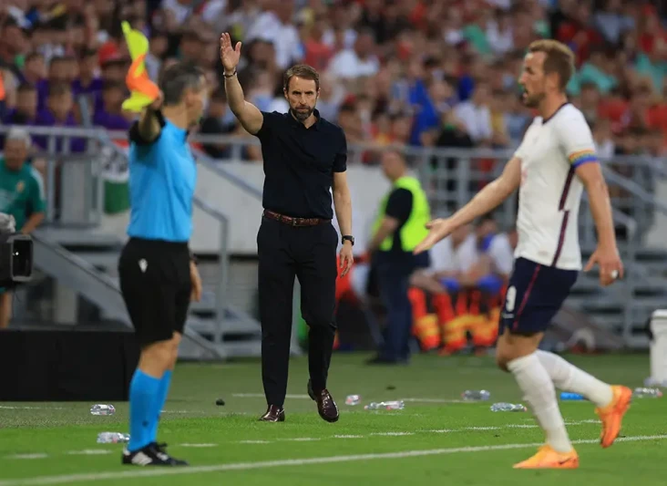 Southgate Murka Inggris...