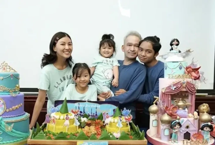 Sarwendah Bagikan Momen...