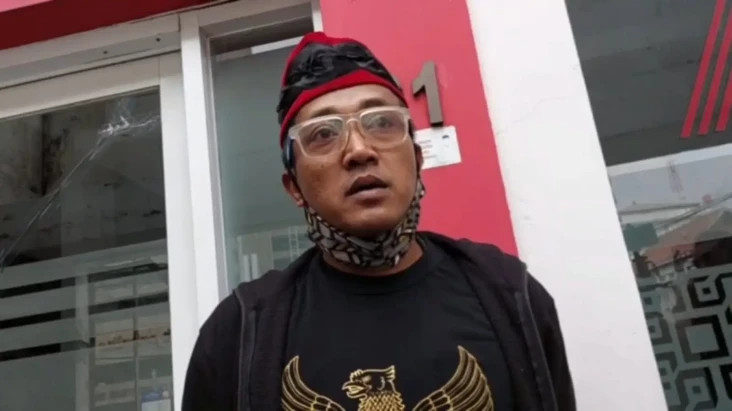Beberkan Alasan Adukan...