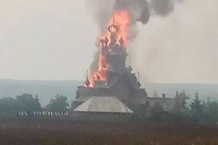 Gereja Ortodoks Terbakar...