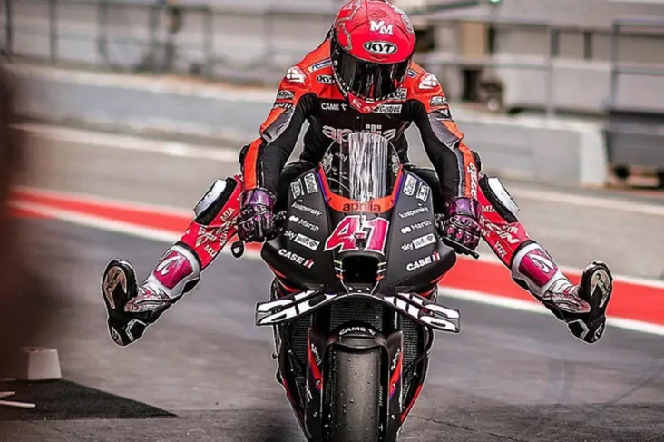 Aleix Espargaro Takjub...