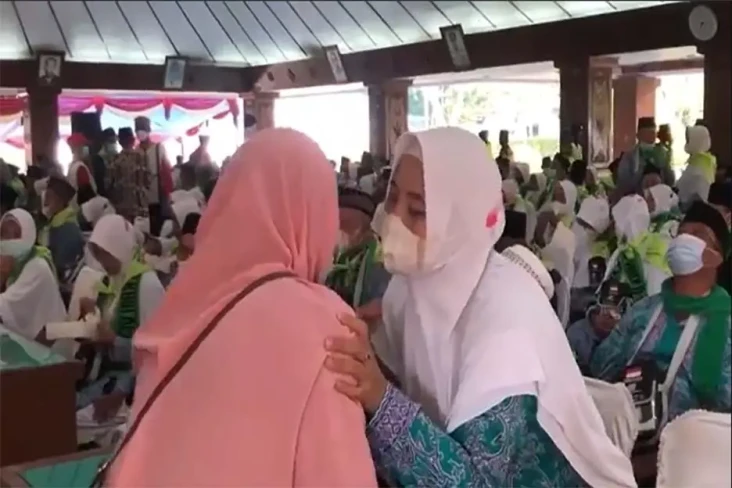 8 Calon Jamaah Haji...