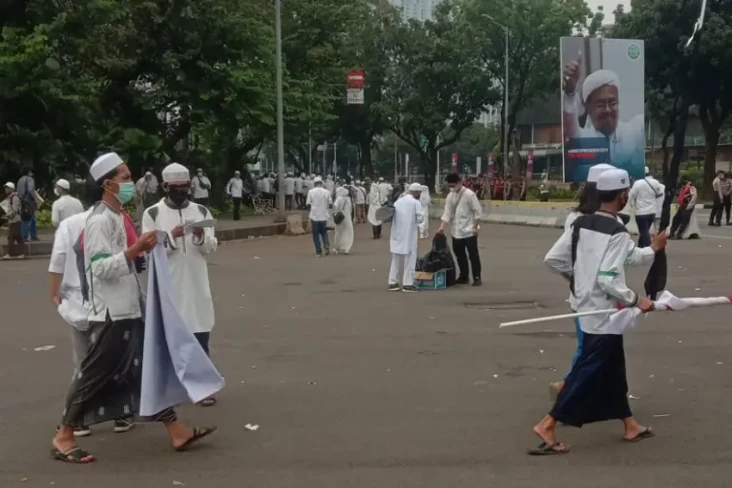 PA 212 Selidiki FPI...
