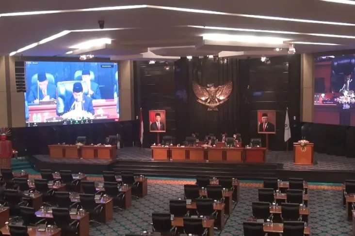 Tok! DPRD DKI Sahkan...