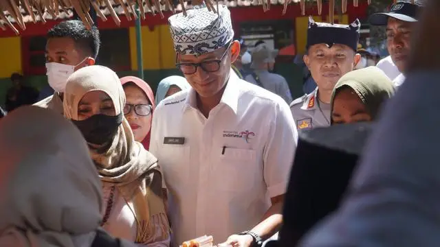 Gerakkan Ekonomi Rakyat,...