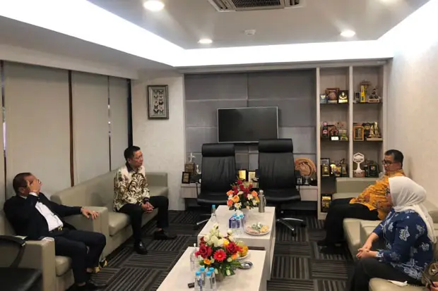 Pj Gubernur Sulbar Bertemu...
