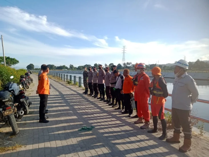 Pekerja Proyek asal...