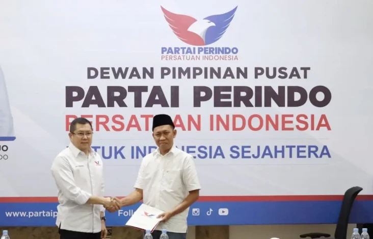 Dilantik HT sebagai...