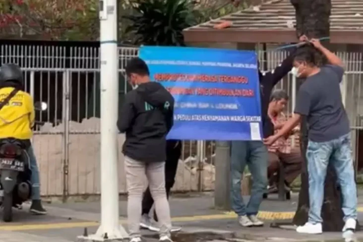 Terganggu dengan Kebisingan,...