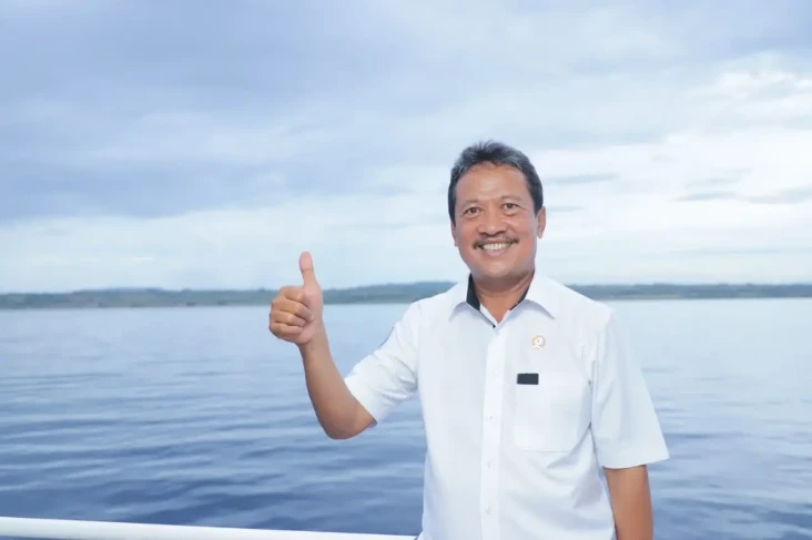 Menteri Trenggono Akan...