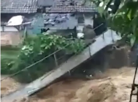 Banjir Bandang Ciwidey...