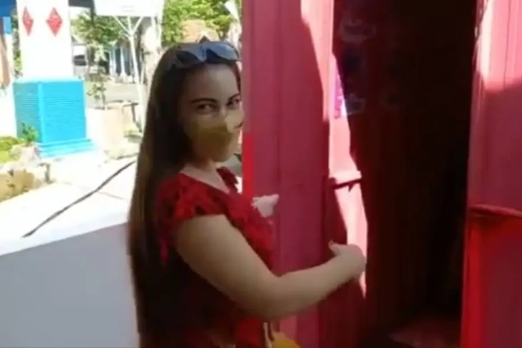 Mantan SPG Cantik di...
