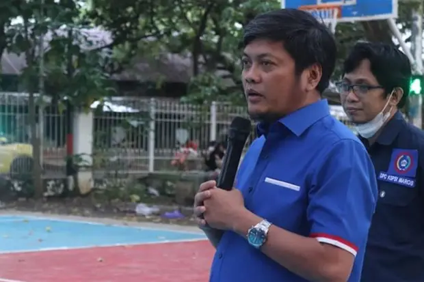 Legislator Puji Kebijakan...