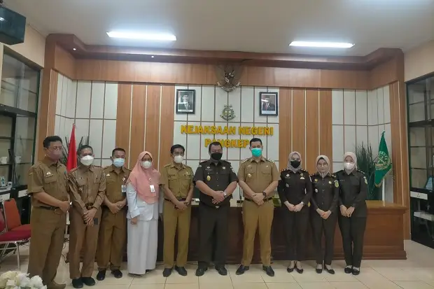 Pemkab Kuasakan Kejari...