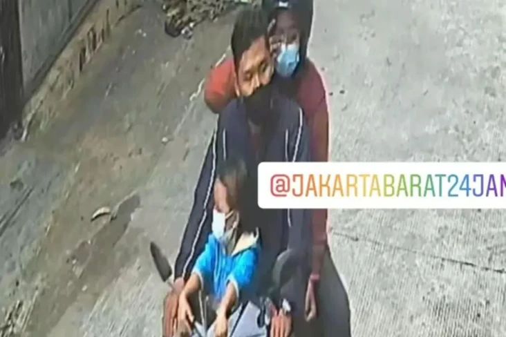 Terekam CCTV, Maling...