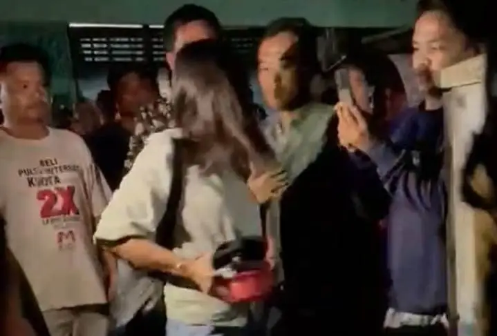 Geger Wanita di Kuansing...