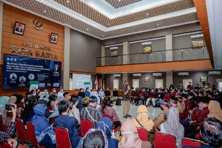 Antusiasme Anak Muda...