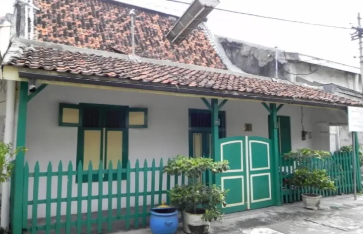 Kisah Cinta Bung Karno,...