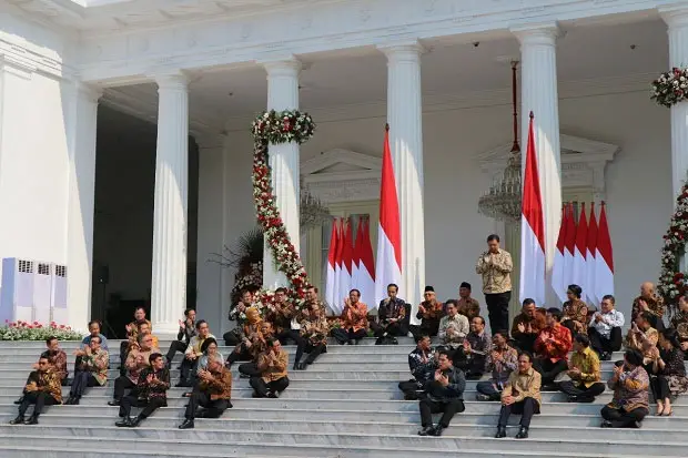 Presiden Jokowi Tegaskan...