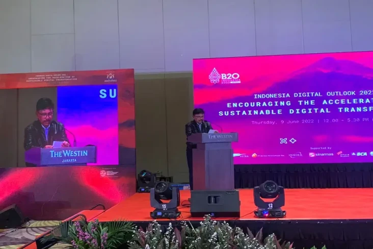 Pengguna Internet Naik...