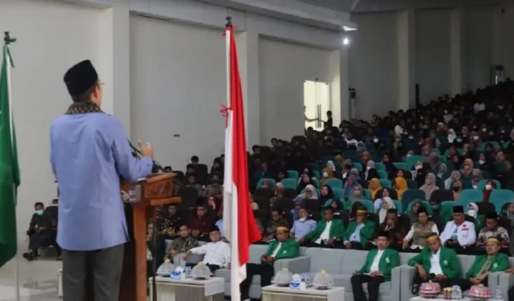 TGB Ajak Ratusan Mahasiswa...