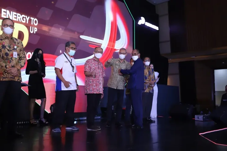 PGE Kembali Raih Best...