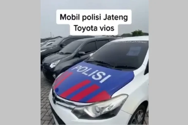 Video Viral Mobil PJR...