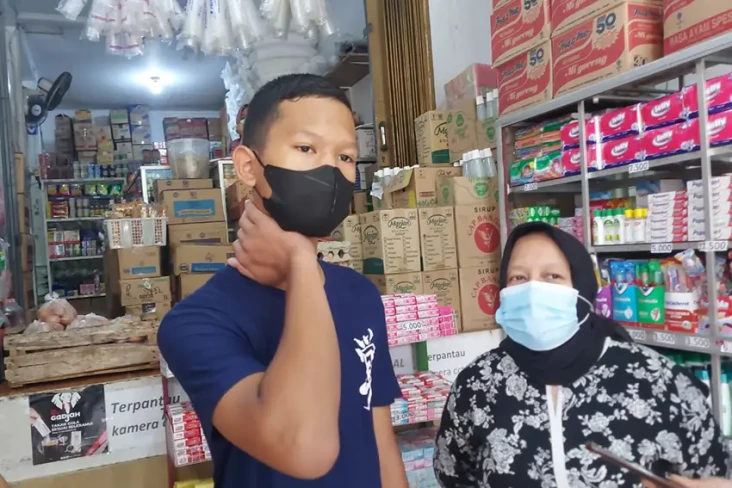 Pulang Les, Pelajar...