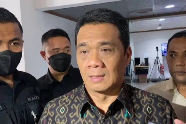Viral Rumah Makan Padang...