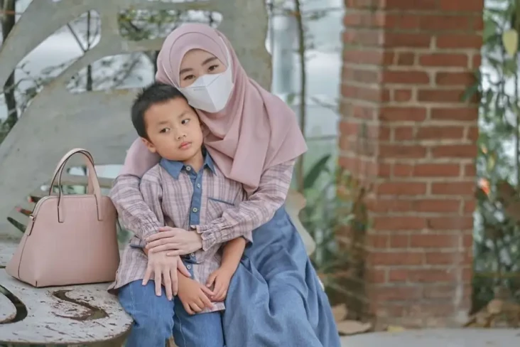 Anak Ulang Tahun, Larissa...