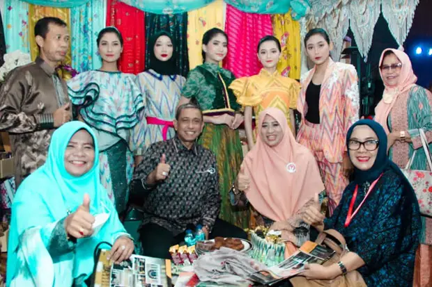 Dekranasda Wajo Raih...