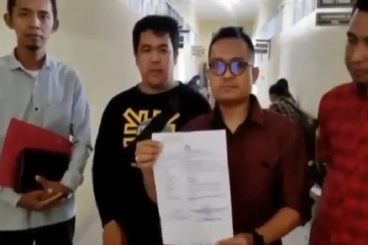 Liput Oknum Kades Nikah...