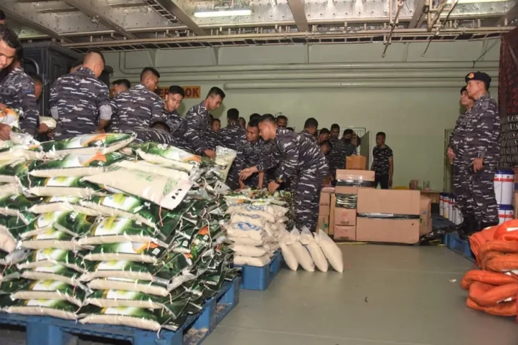 TNI AL Kerahkan KRI...