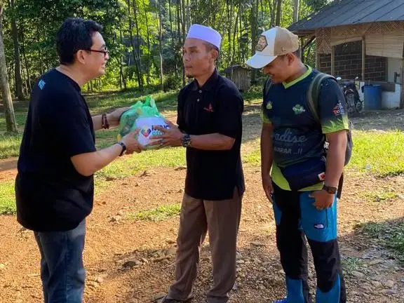 MNC Peduli Salurkan...