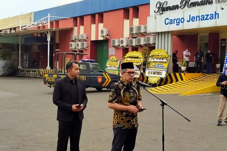 Jelang Kedatangan Jenazah...