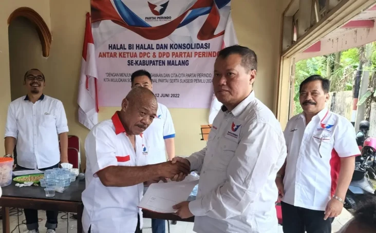 DPD Perindo Malang Kumpulkan...