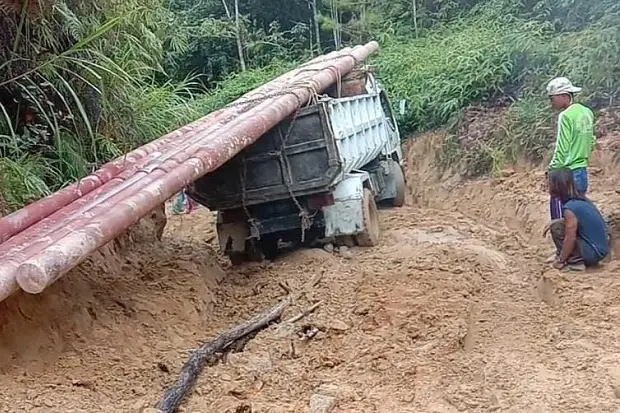 Listriki 71 Desa Terpencil...