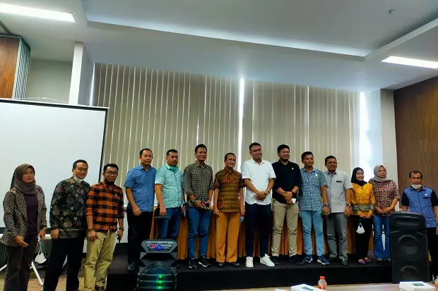 DPRD Bone Minta RSUD...