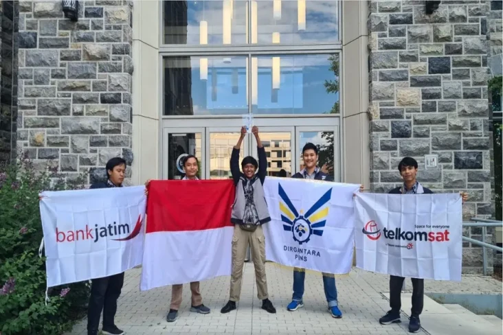 Mahasiswa Indonesia...