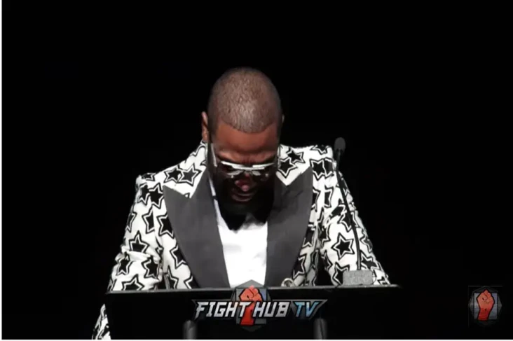 Tangisan Floyd Mayweather...
