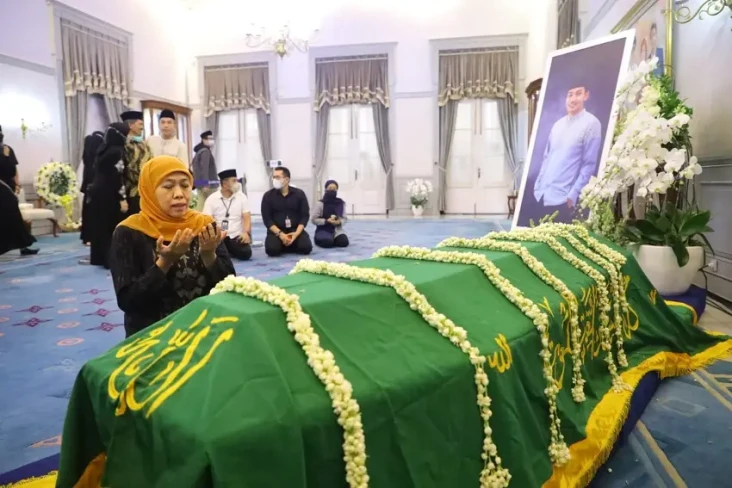 Sampaikan Belasungkawa,...
