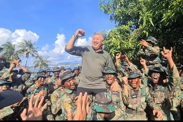Bupati Pinrang Kunjungi...