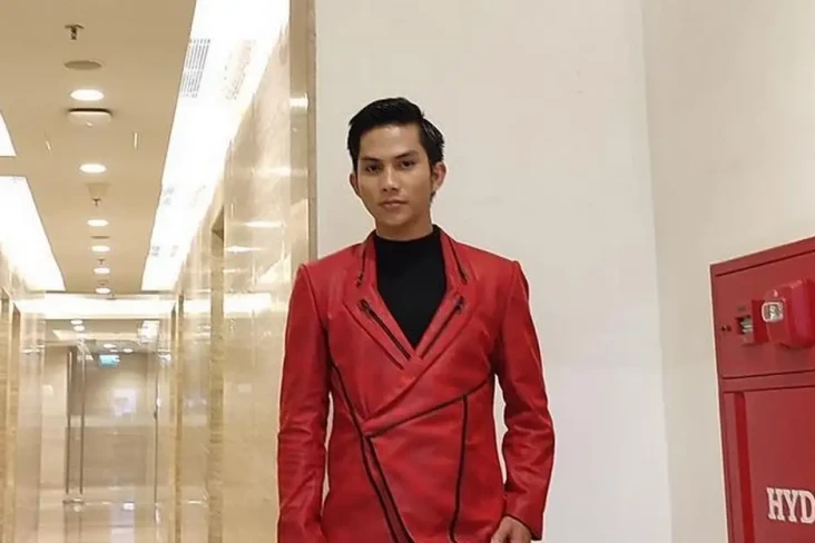 Dapat Standing Ovation,...