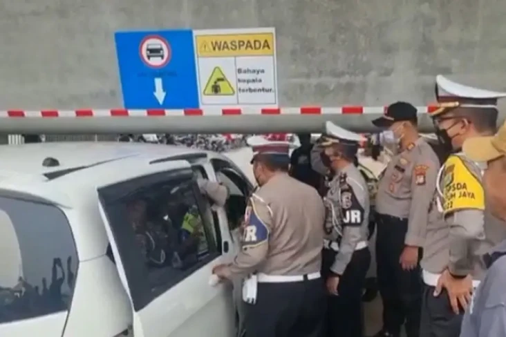 Polisi Pastikan Tol...