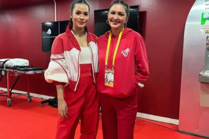 Foto Bareng Raisa, Donna...