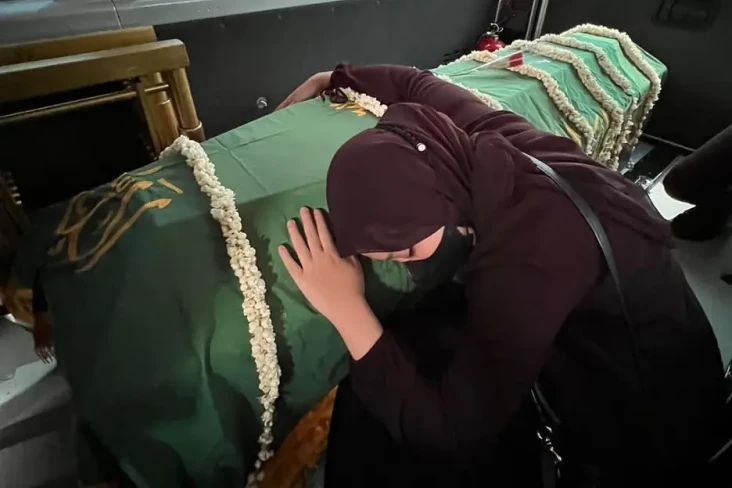 Momen Pilu Atalia Saksikan...
