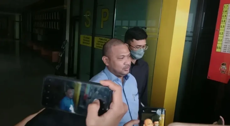 Iko Uwais Minta Tunda...