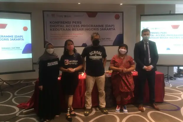Pemerintah Inggris Perluas...