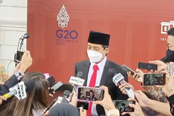 Tiba di Istana Kepresidenan,...