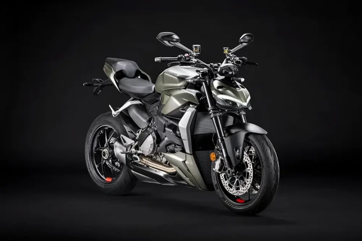 Bukan Merah, Ducati...